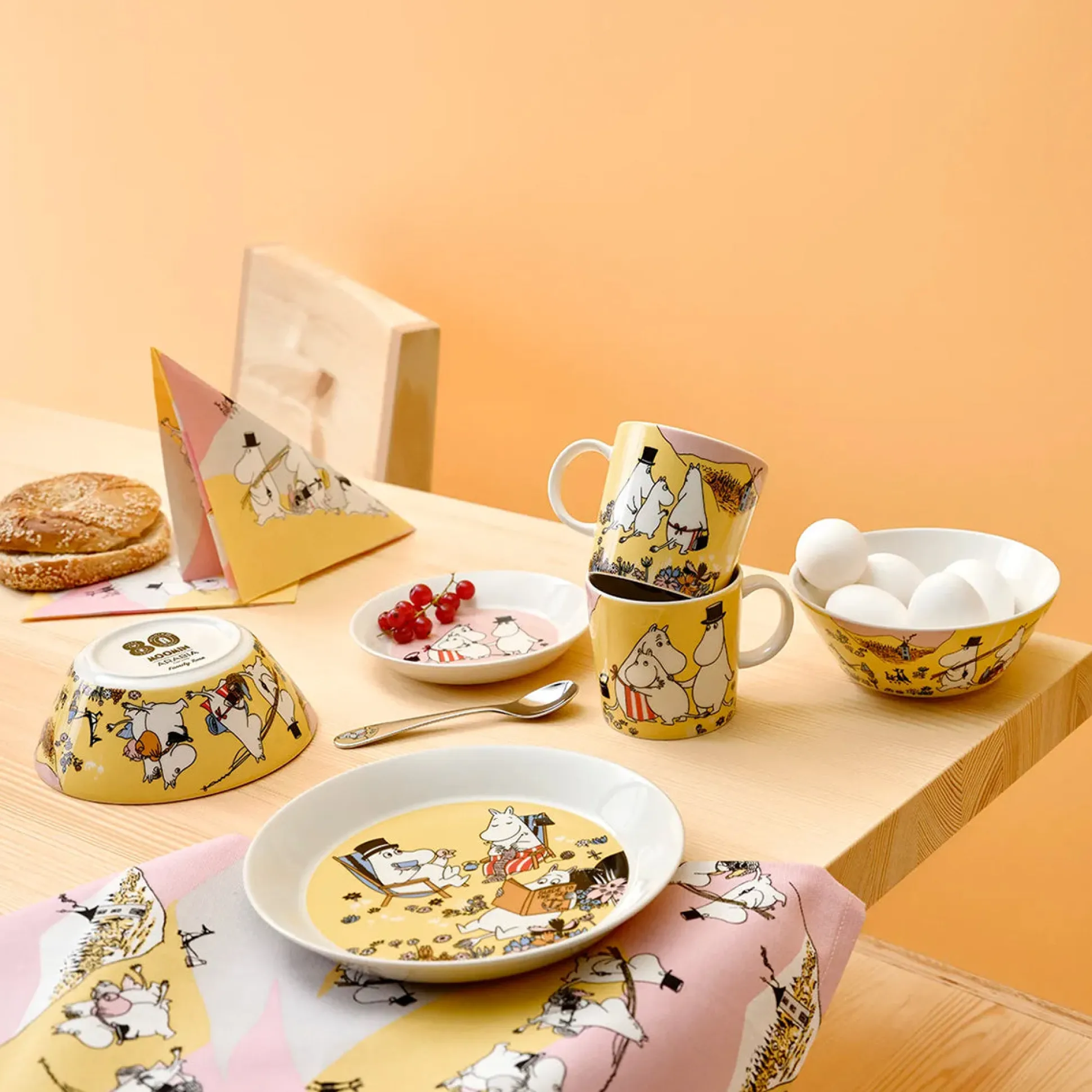 Arabia Moomin Bowl - Family Time