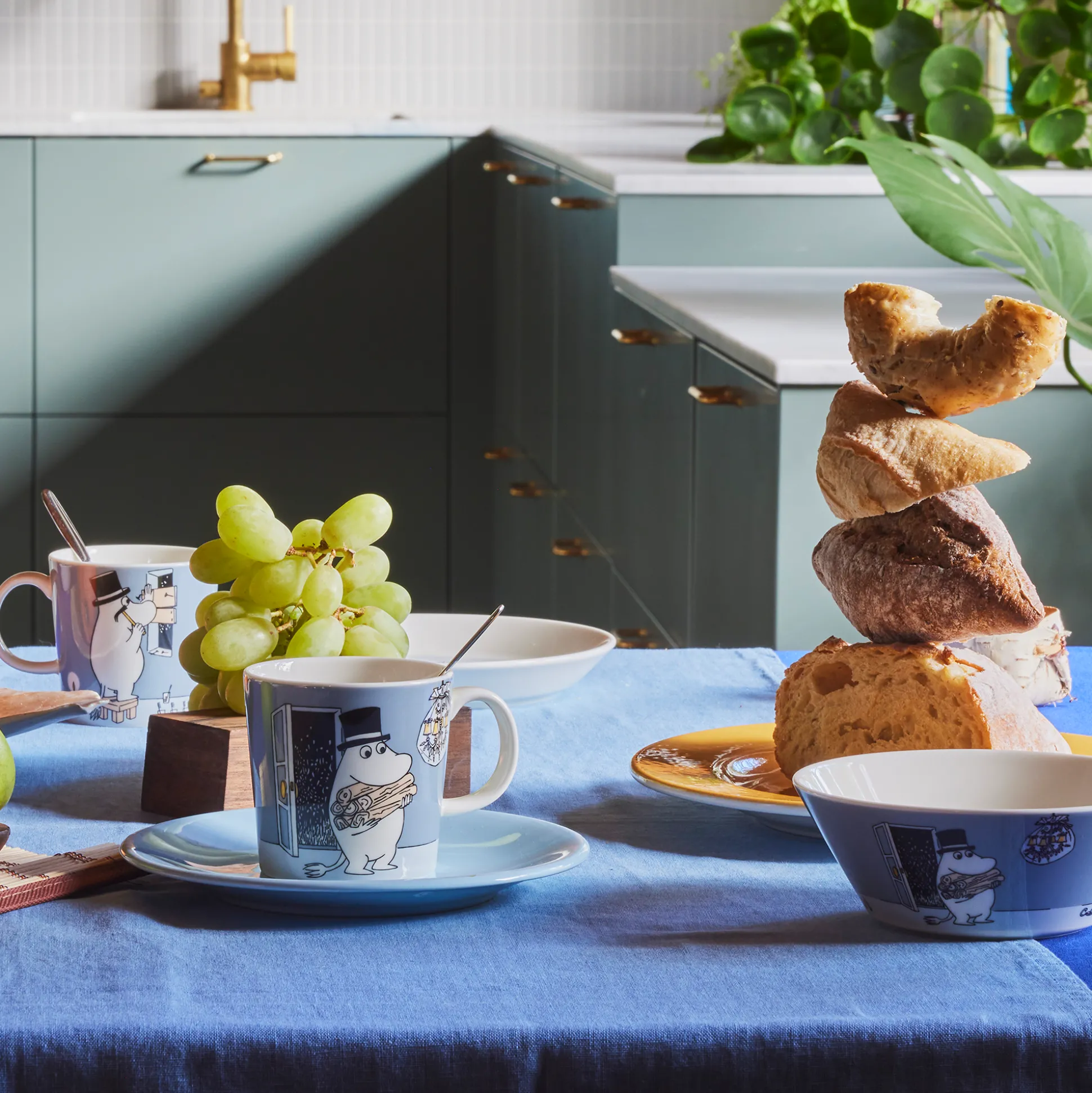 Arabia Moomin Bowl - Moominpappa