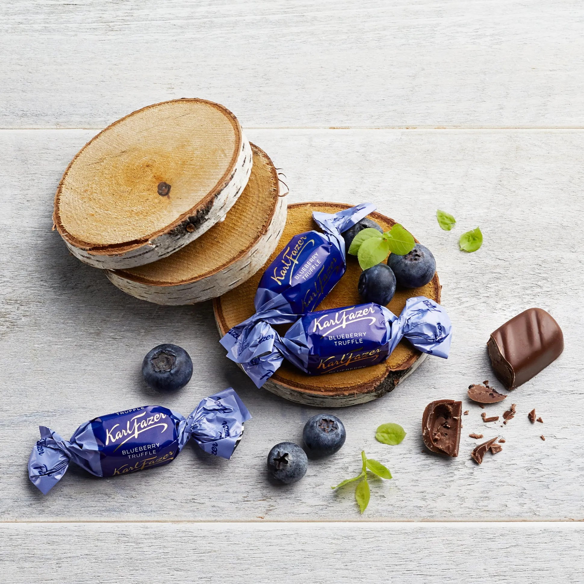 Fazer Blueberry Truffle Milk Chocolate Box (270g)