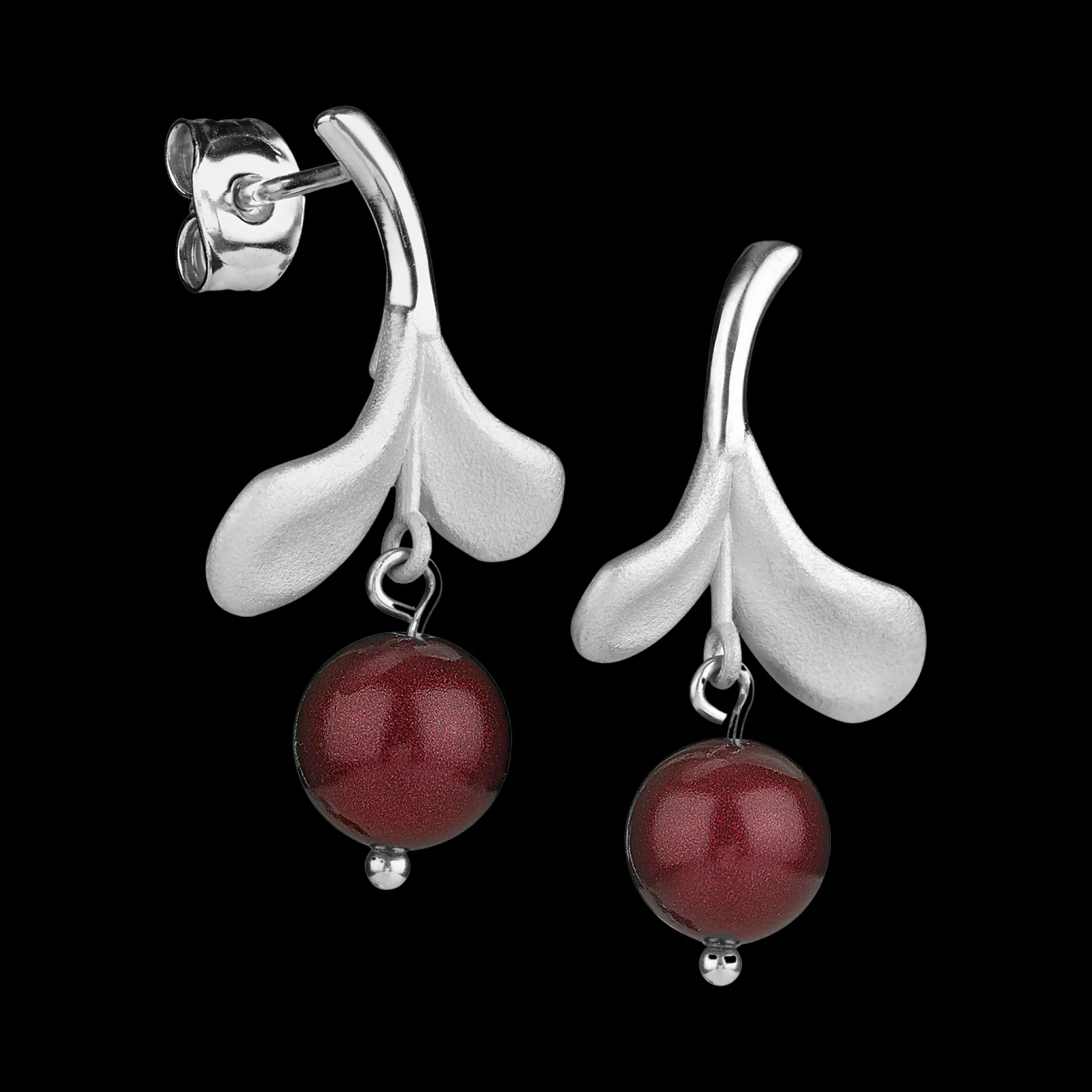 Finnfeelings Lingonberry Silver Earrings