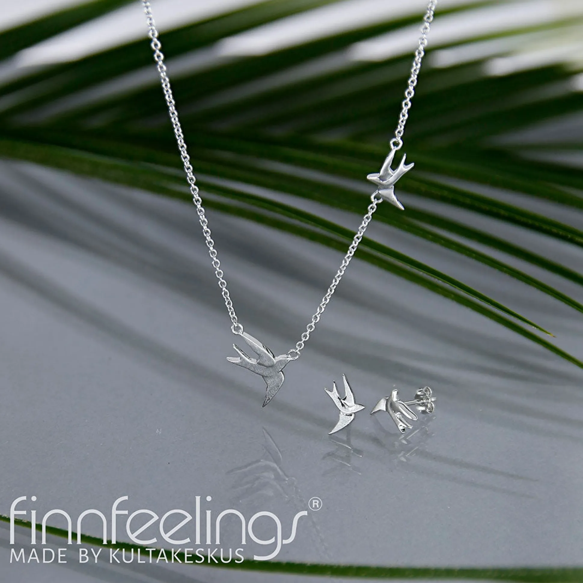 Finnfeelings Swift Silver Earrings