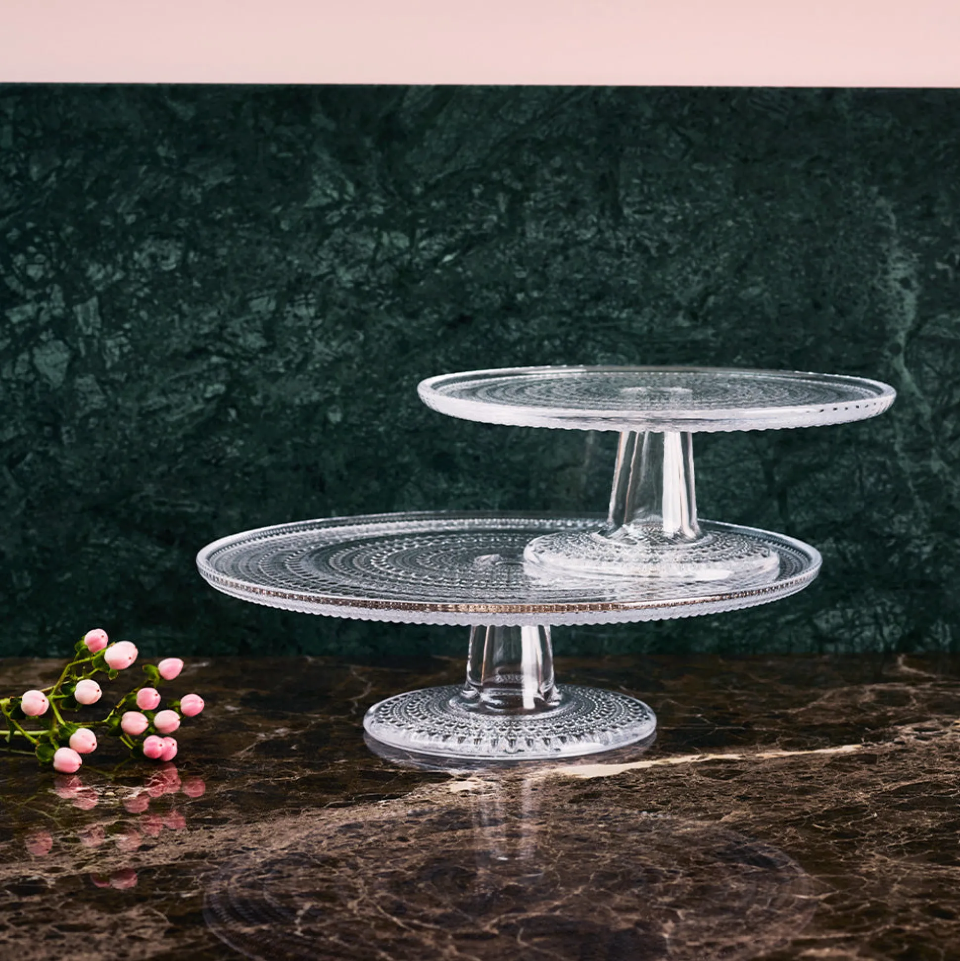 iittala Kastehelmi Dewdrop Clear Cake Stand