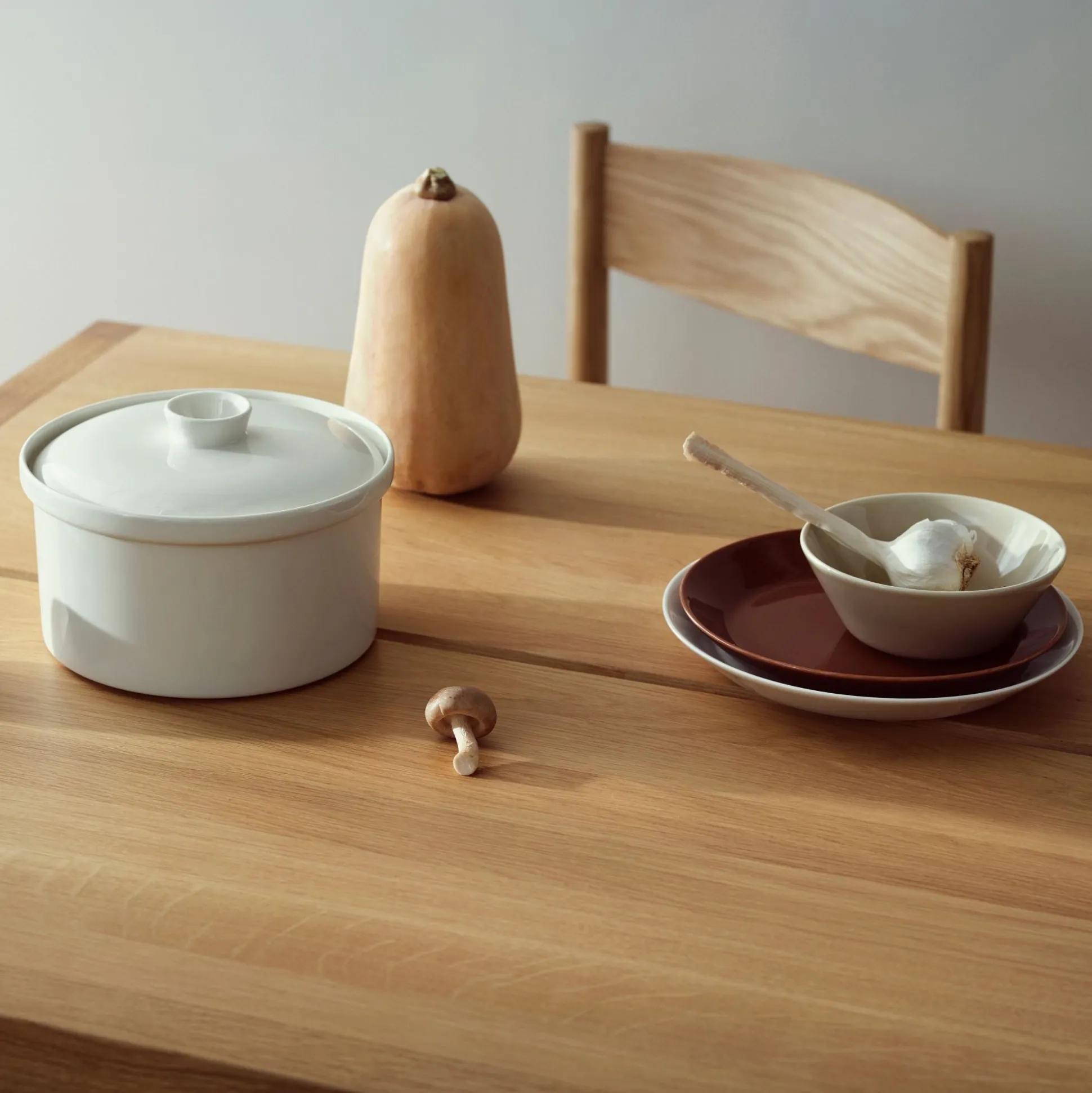 iittala Teema White Pot w/ Lid