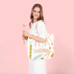 Kauniste Safari Tote Bag