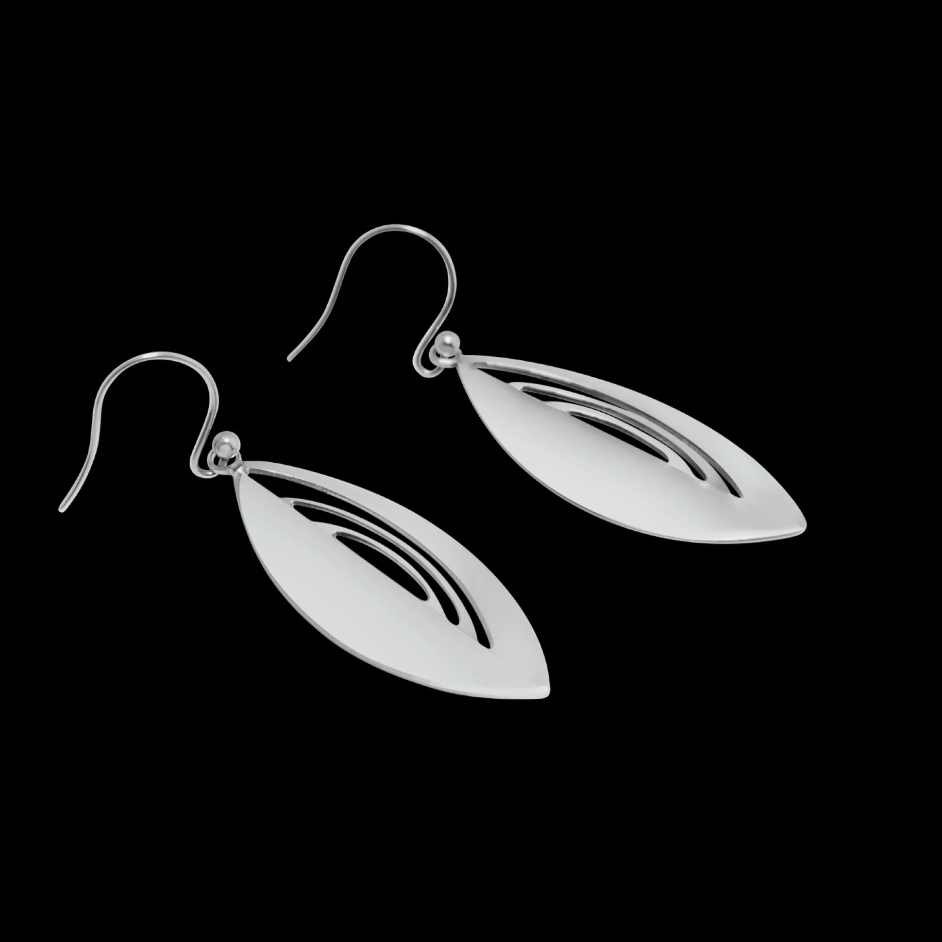 Pohjolan Helmi - Leaf Earrings