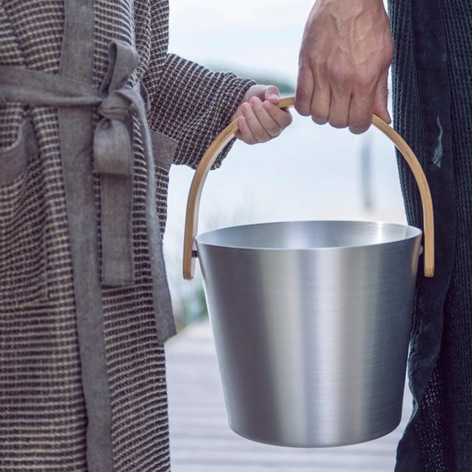 Rento Aluminum Bamboo Sauna Bucket